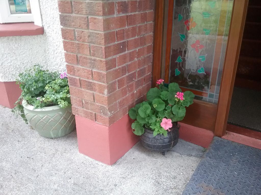 Rocksberry Bed & Breakfast Каслбар Экстерьер фото