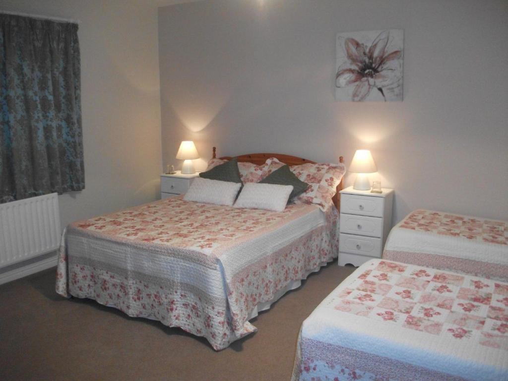 Rocksberry Bed & Breakfast Каслбар Экстерьер фото