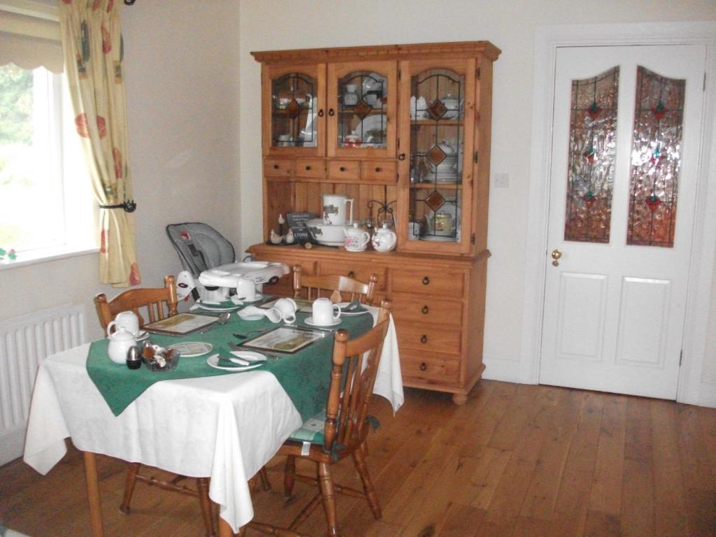 Rocksberry Bed & Breakfast Каслбар Экстерьер фото