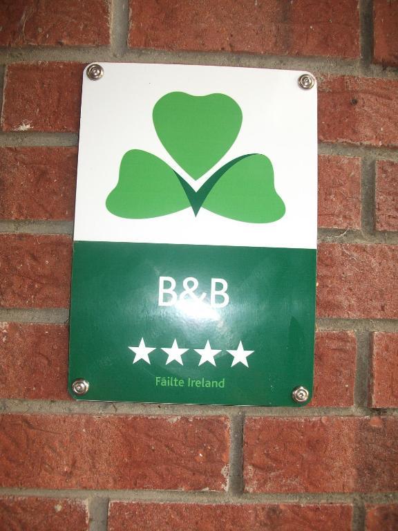 Rocksberry Bed & Breakfast Каслбар Экстерьер фото