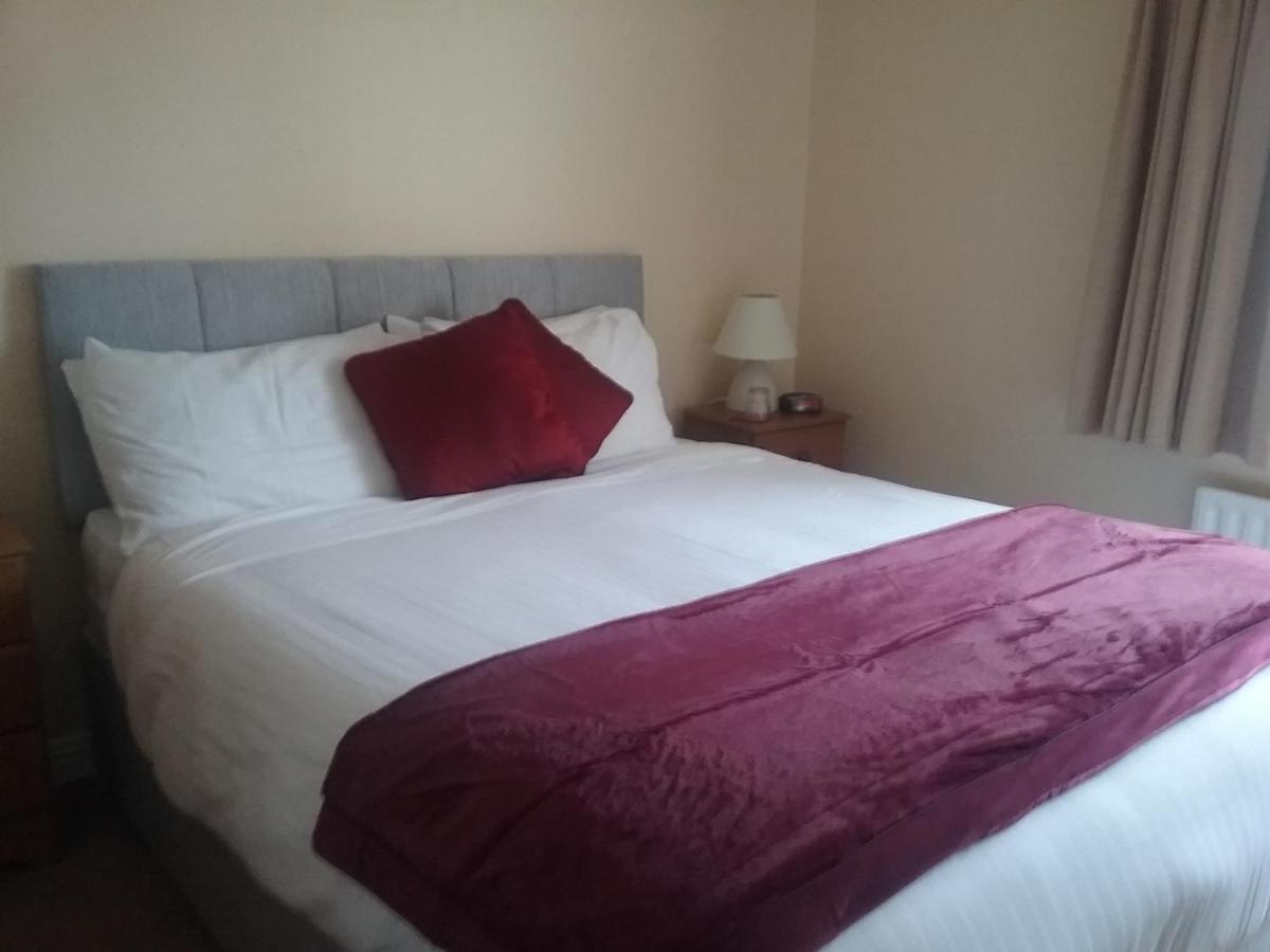 Rocksberry Bed & Breakfast Каслбар Экстерьер фото
